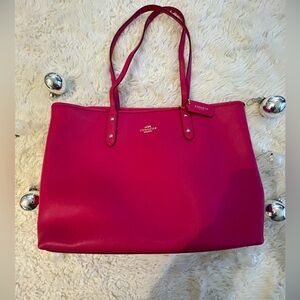 Magenta Coach bag, never used